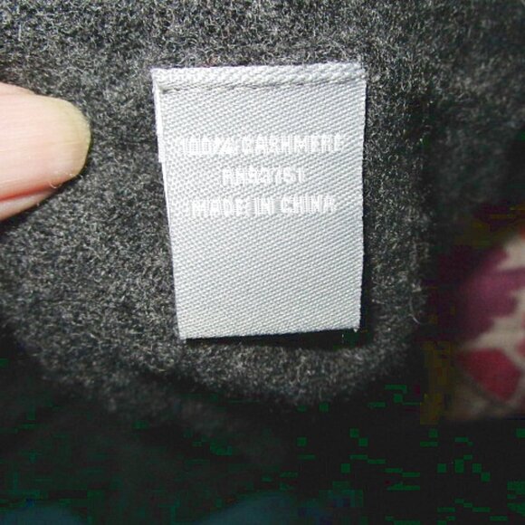 Womens Cashmere Sweater Size M Leopard Boxy Oversized V-Neck Pullover Whimsigoth - Picture 9 of 9